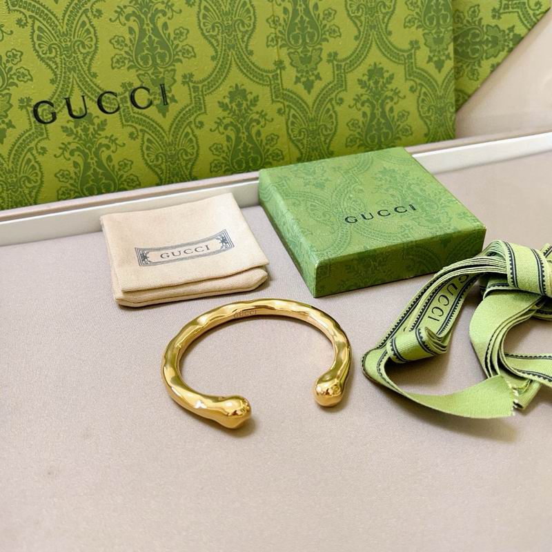Gucci Bracelet 10yxx25 (6)