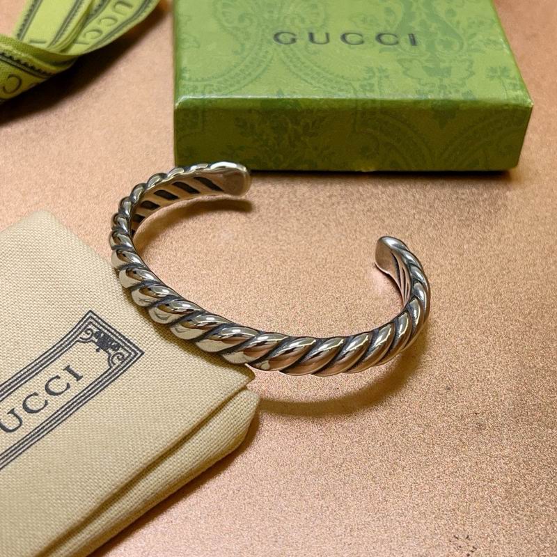 Gucci Bracelet 10yxx43 (1)