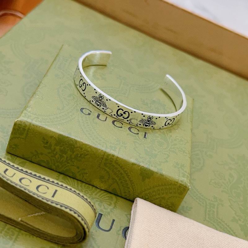 Gucci Bracelet 10yxx50 (1)