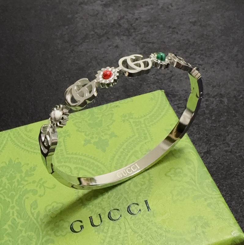 Gucci Bracelet 10yxx83 (1)