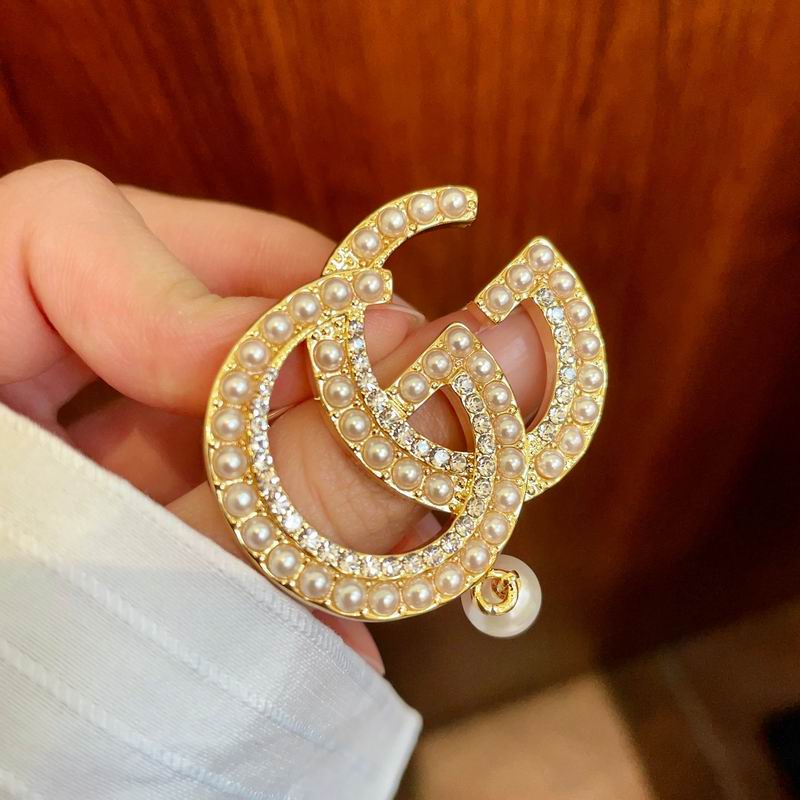 Gucci Brooch 10yxx12 (2)