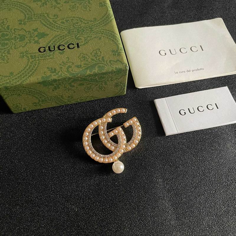 Gucci Brooch 10yxx12 (4)