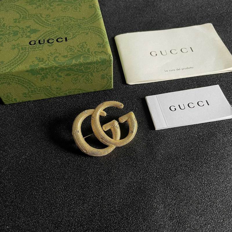 Gucci Brooch 10yxx13 (12)