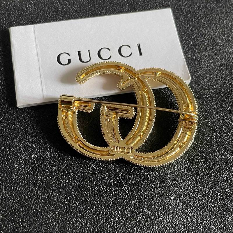 Gucci Brooch 10yxx13 (13)