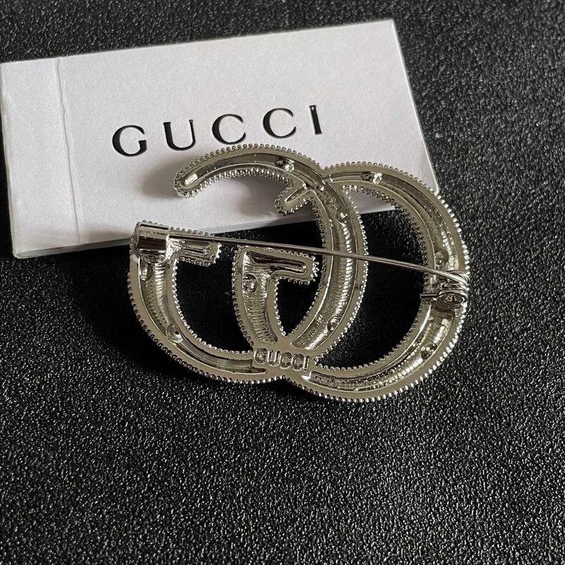 Gucci Brooch 10yxx13 (6)