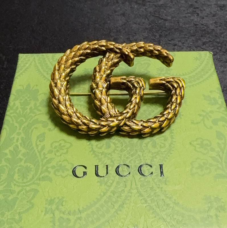 Gucci Brooch 10yxx14 (1)
