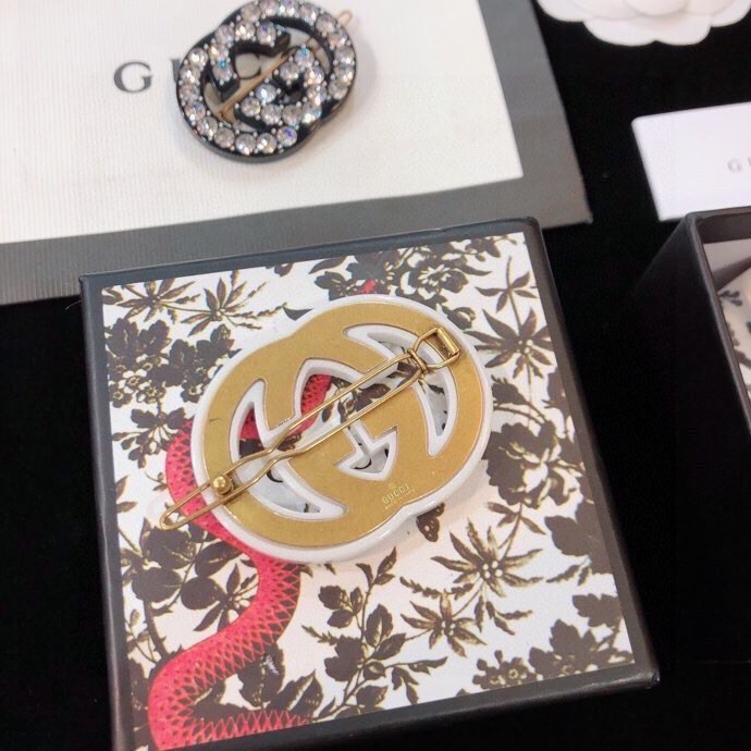 Gucci Brooch 11yxx23 (2)