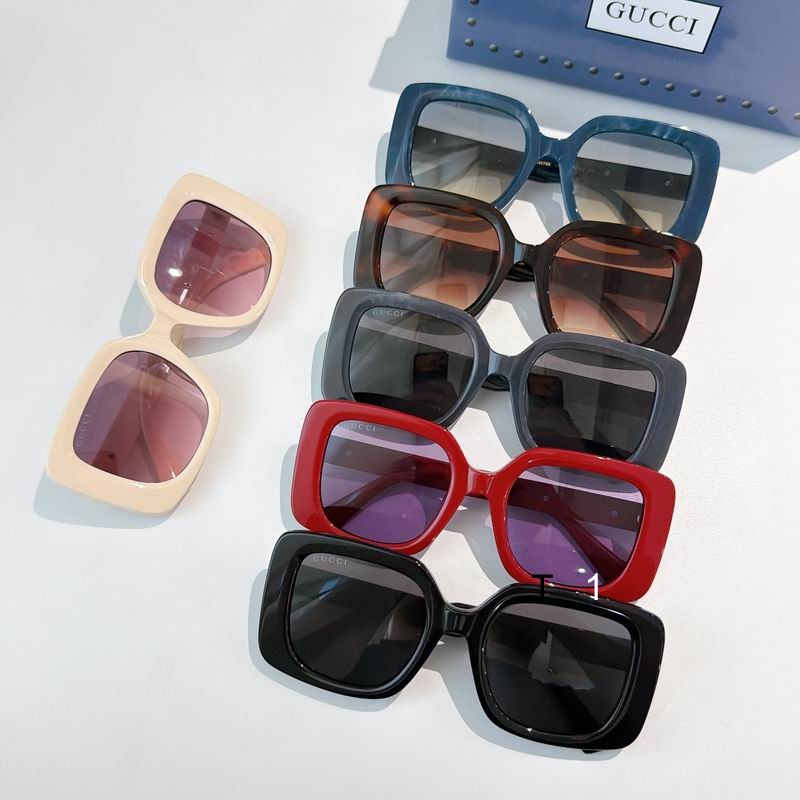 Gucci GG1557SK 54 23-145 a09