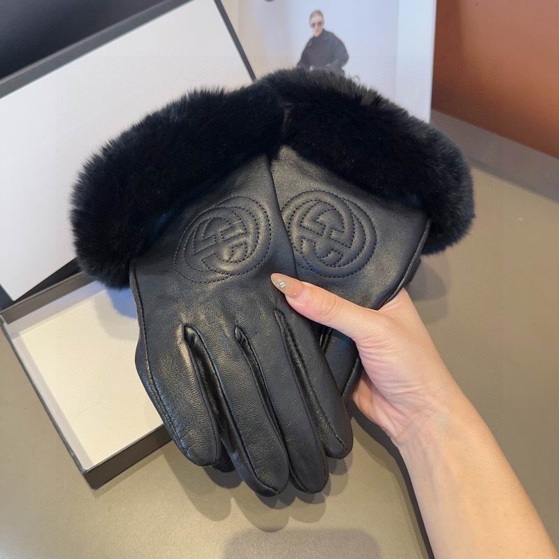 Gucci Gloves 14 (1)