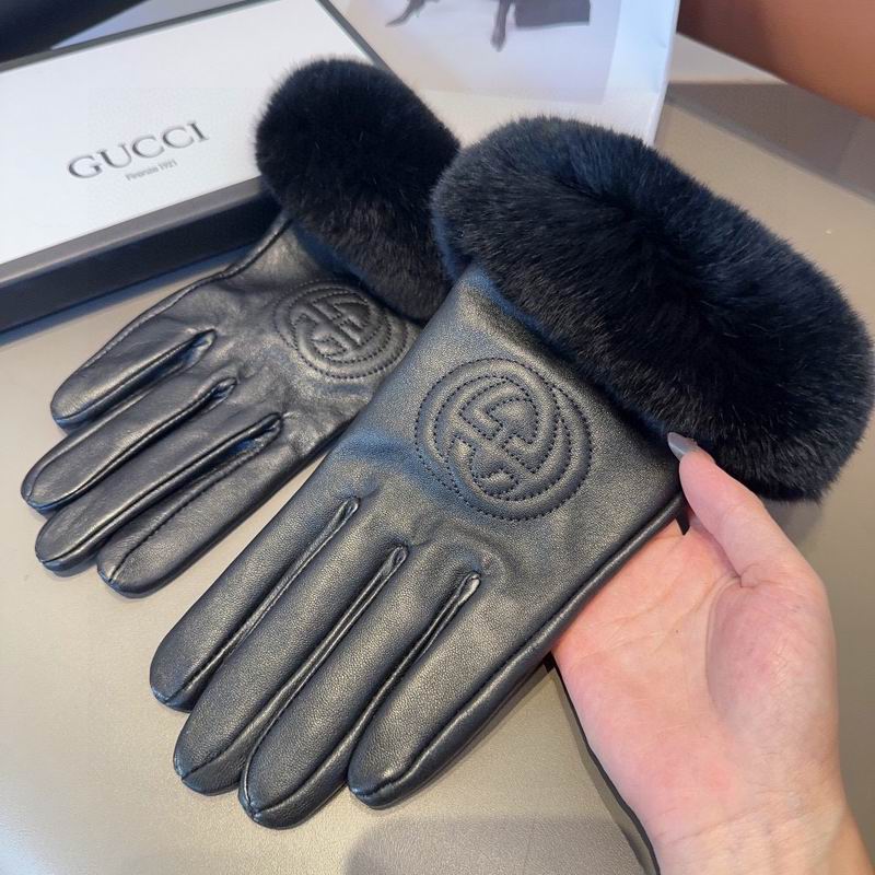 Gucci Gloves 14 (4)