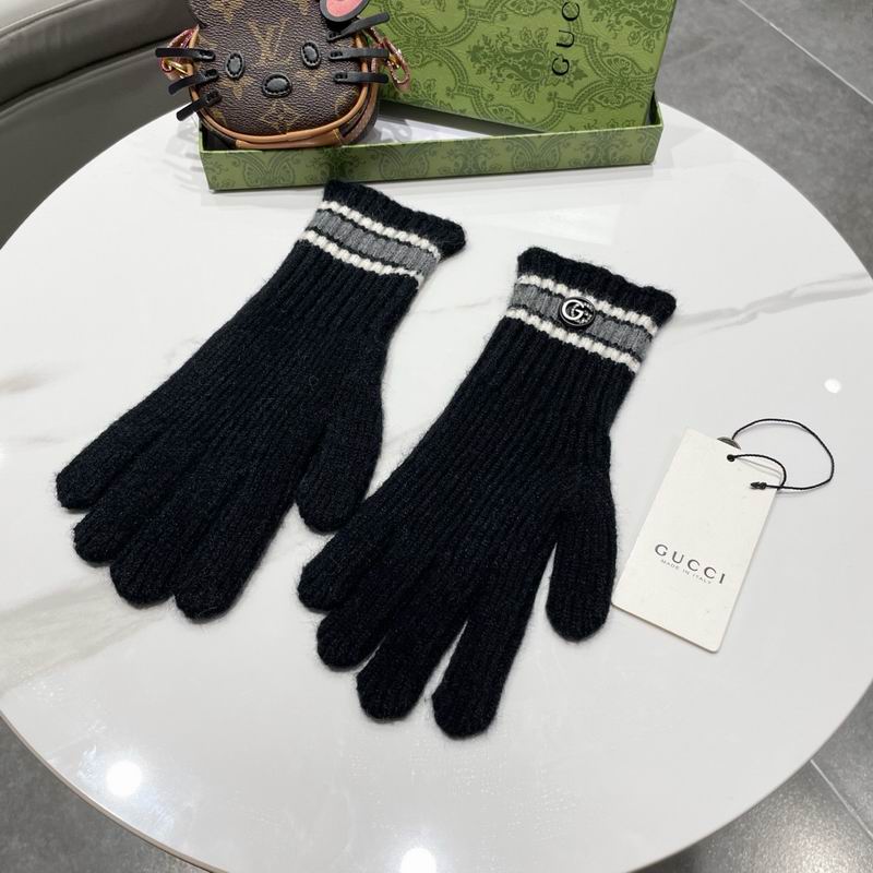 Gucci Gloves 65 (26)