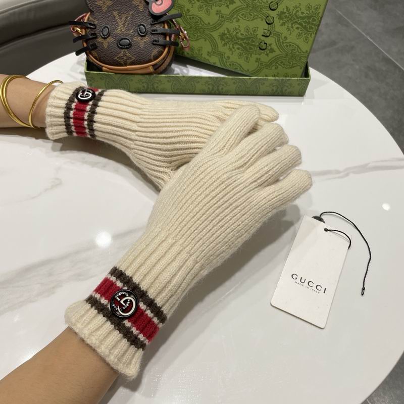 Gucci Gloves 65 (4)