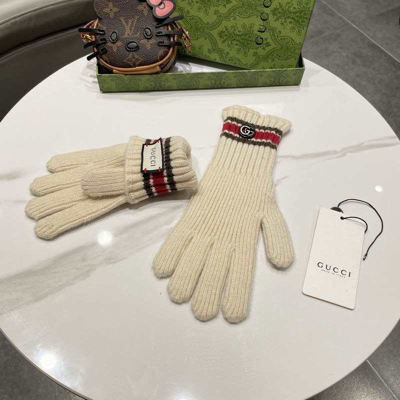 Gucci Gloves 65 (7)