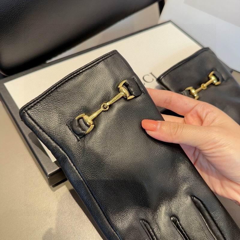 Gucci Gloves 96 (1)