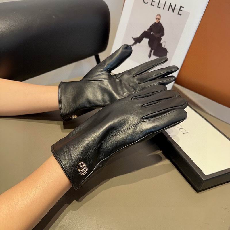 Gucci Gloves M L 92 (7)