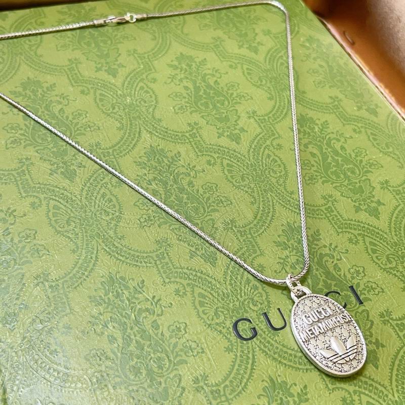 Gucci Necklace 09yxx04 (3)