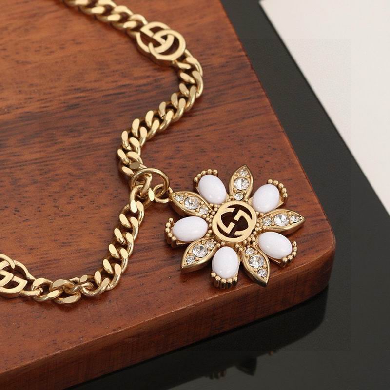 Gucci Necklace 09yxx152 (7)