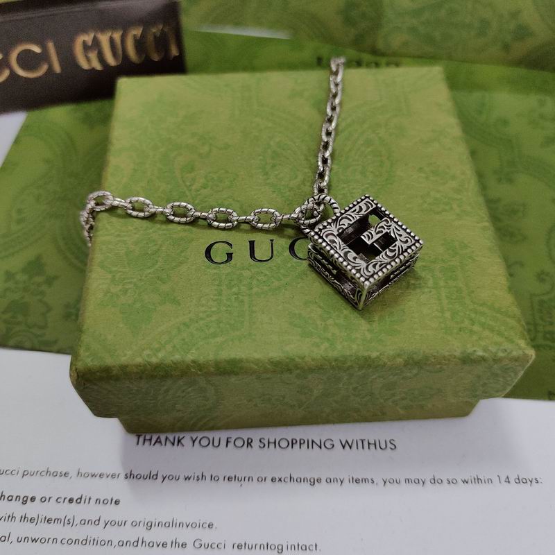 Gucci Necklace 09yxx21 (4)