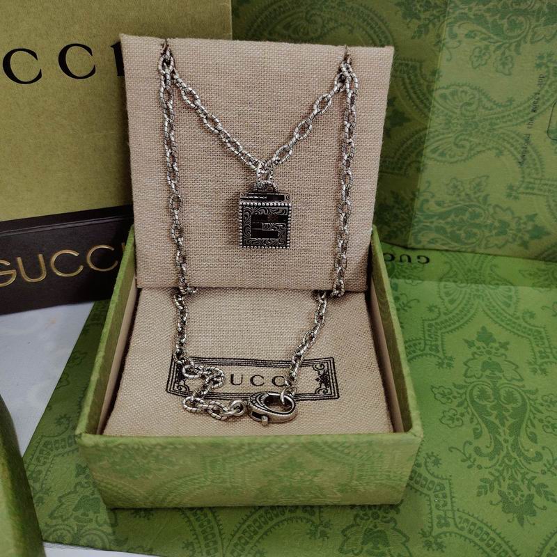 Gucci Necklace 09yxx21 (5)