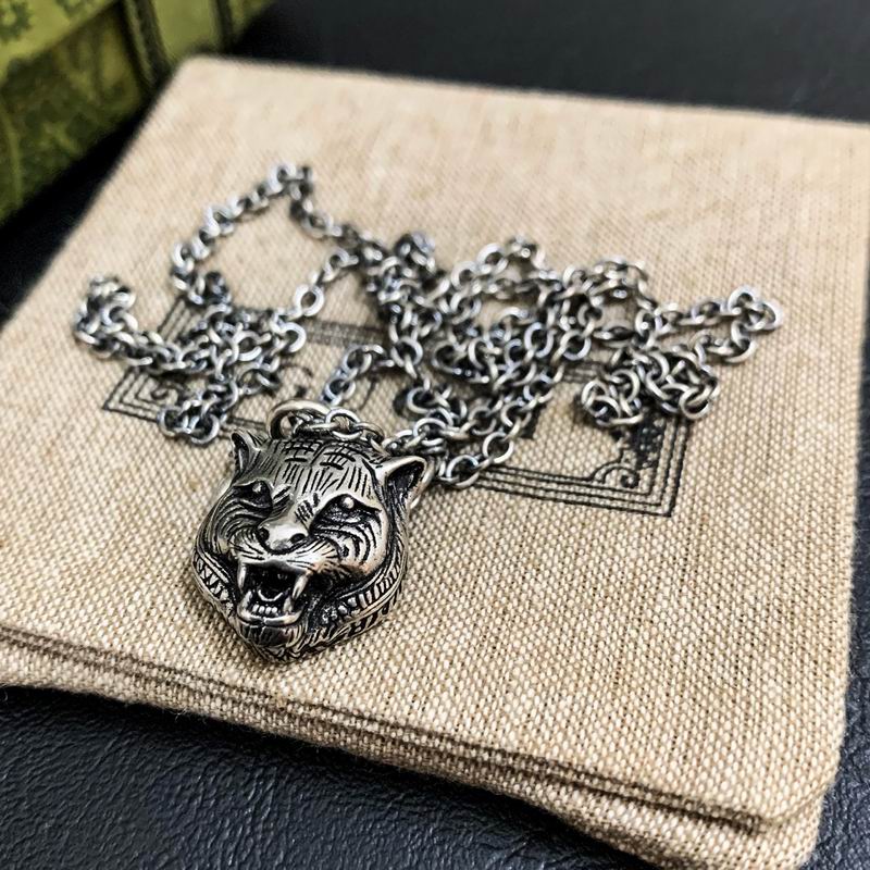 Gucci Necklace 09yxx22 (5)