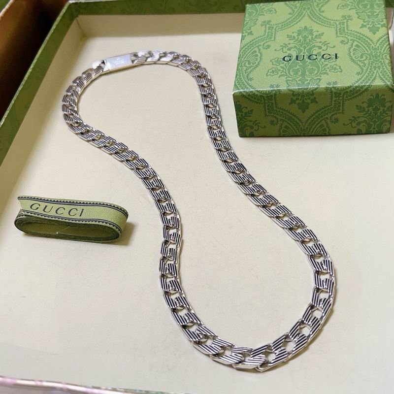 Gucci Necklace 09yxx32 (5)