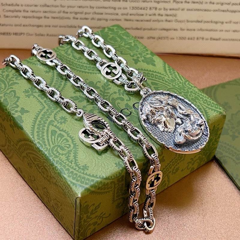 Gucci Necklace 09yxx33 (3)