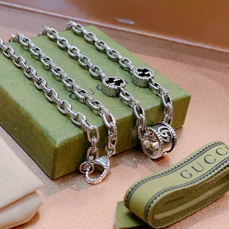 Gucci Necklace 09yxx49 (3)
