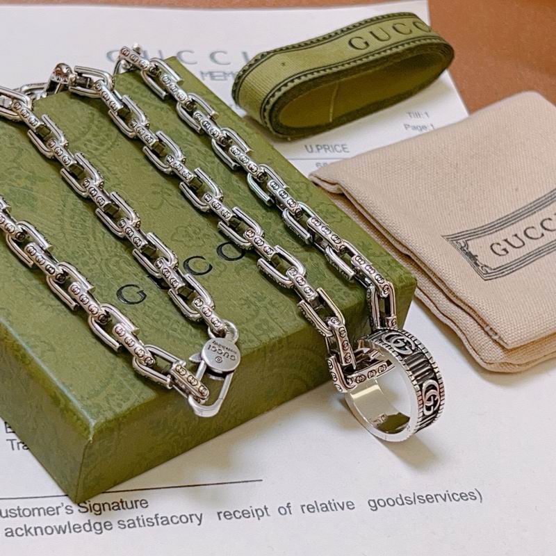 Gucci Necklace 09yxx57 (3)