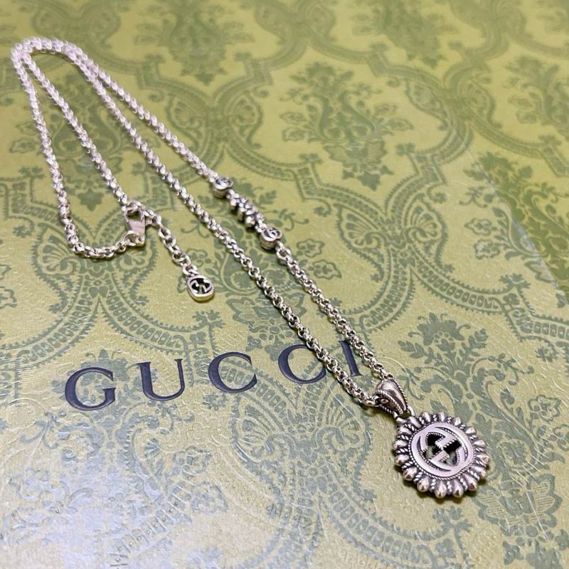Gucci Necklace 09yxx62 (3)