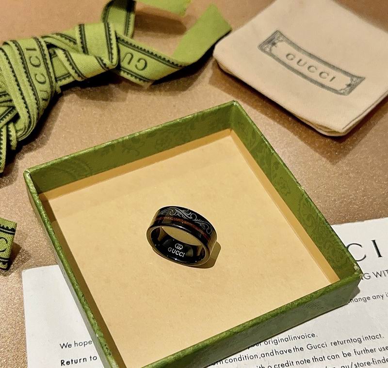 Gucci Ring 10yxx37 (6)