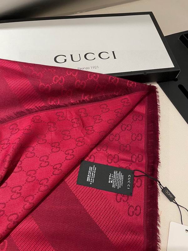 Gucci Scarf 140X140cm E01 (43)