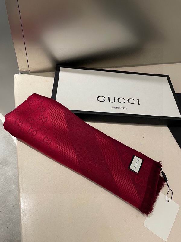 Gucci Scarf 140X140cm E01 (48)