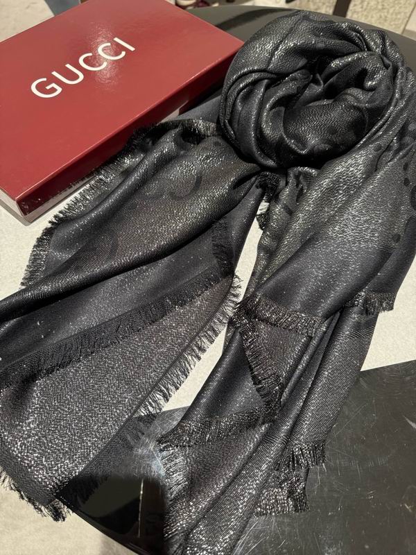 Gucci Scarf 140X140cm E52 (14)