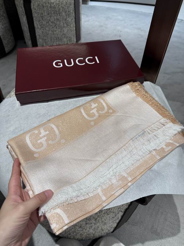 Gucci Scarf 140X140cm E52 (26)