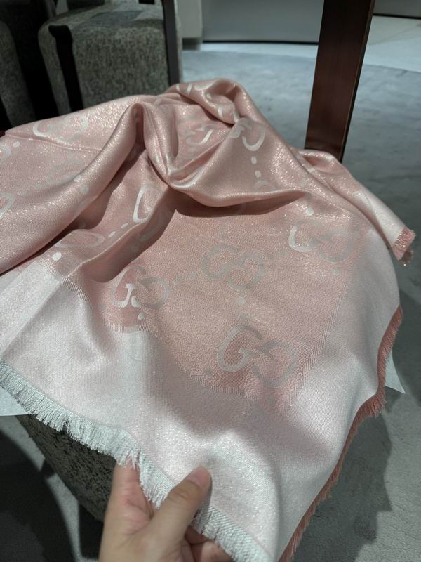 Gucci Scarf 140X140cm E52 (33)