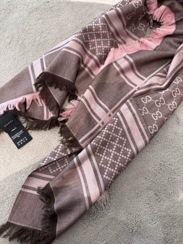 Gucci Scarf 140X140cm E82 (10)