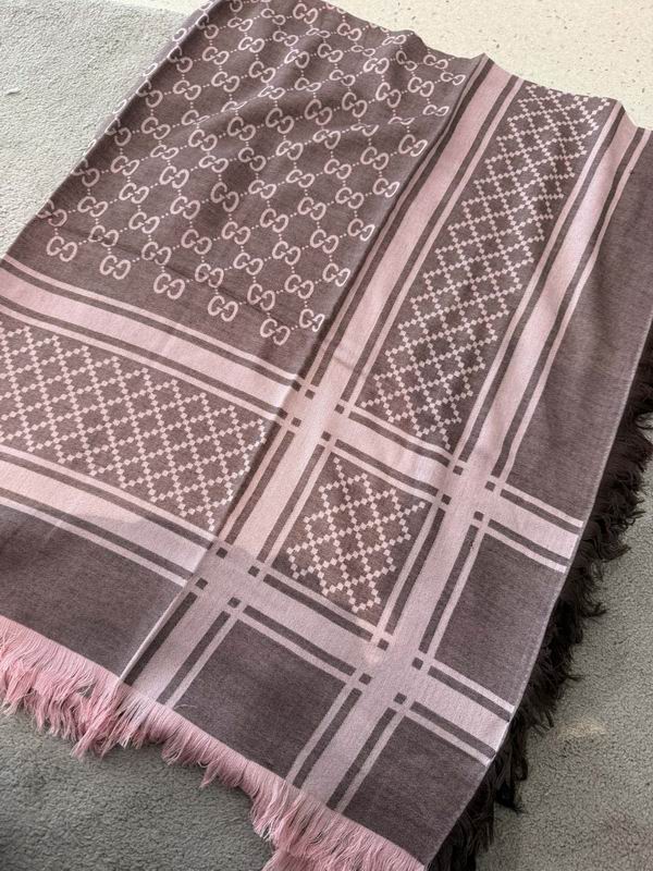 Gucci Scarf 140X140cm E82 (11)