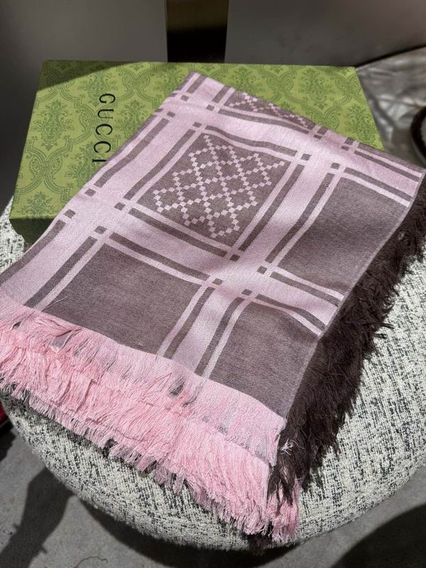 Gucci Scarf 140X140cm E82 (13)
