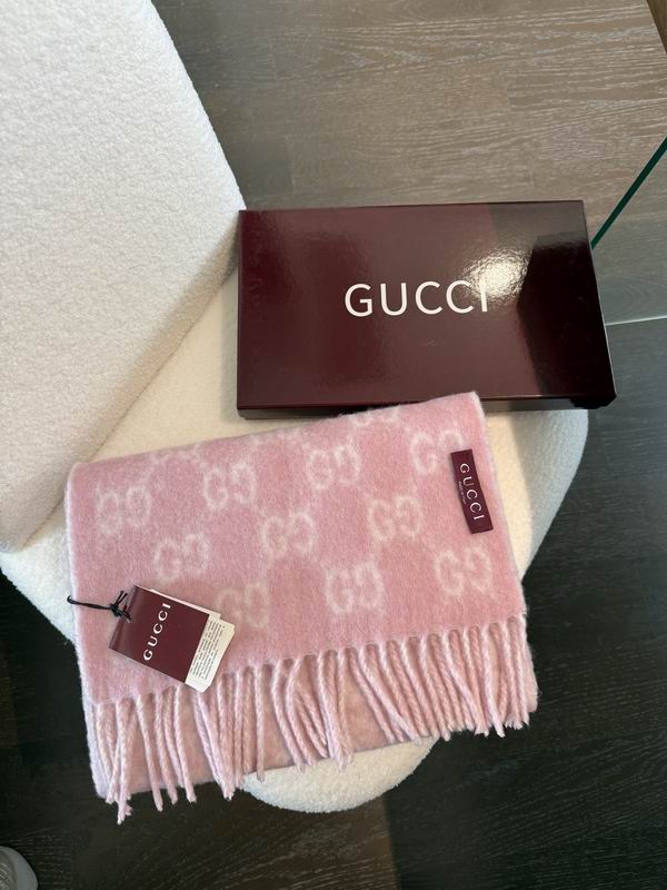 Gucci Scarf 200X37cm E39 (17)
