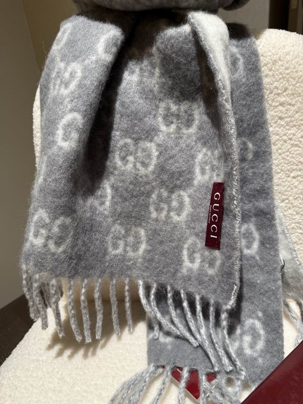 Gucci Scarf 200X37cm E39 (2)