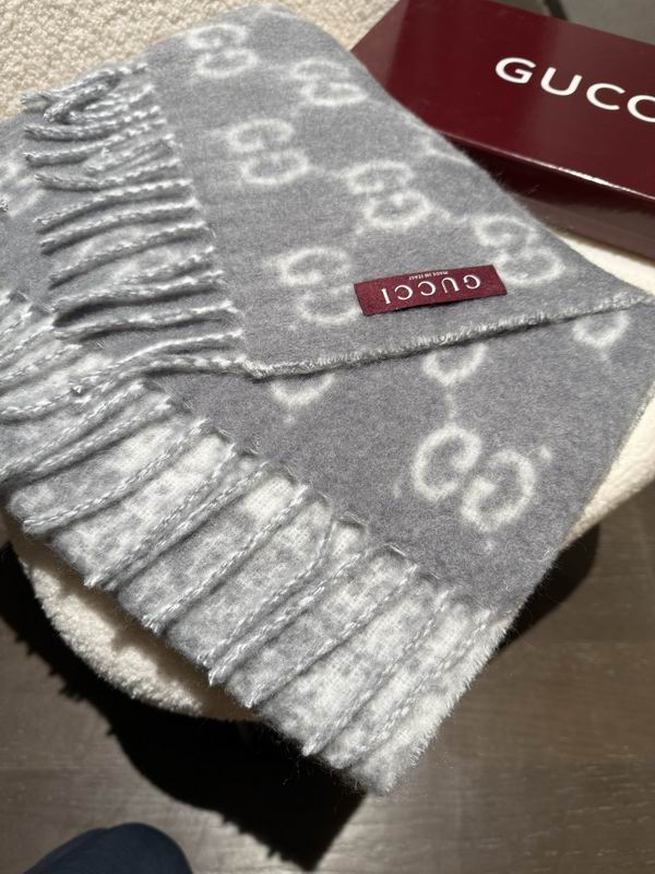 Gucci Scarf 200X37cm E39 (5)