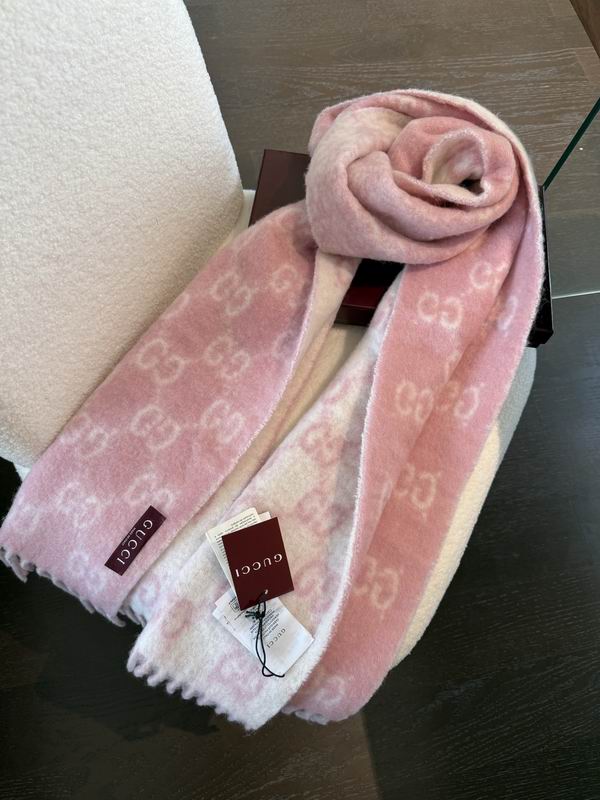 Gucci Scarf 200X37cm E39 (9)