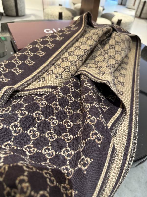 Gucci Scarf 47X180cm E39 (2)