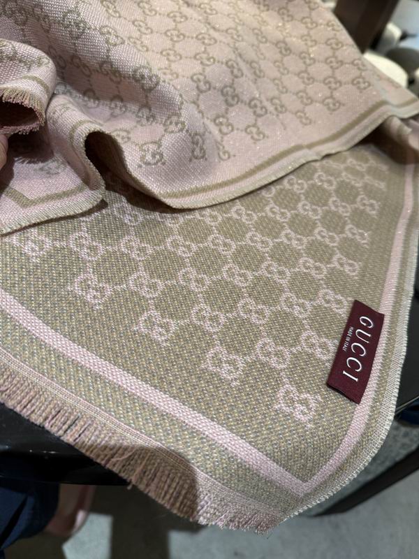 Gucci Scarf 47X180cm E39 (21)