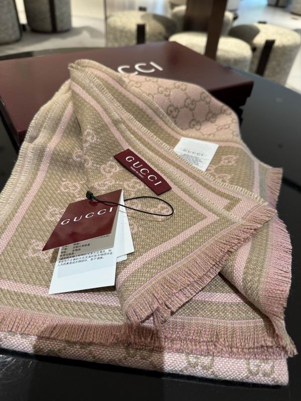 Gucci Scarf 47X180cm E39 (23)