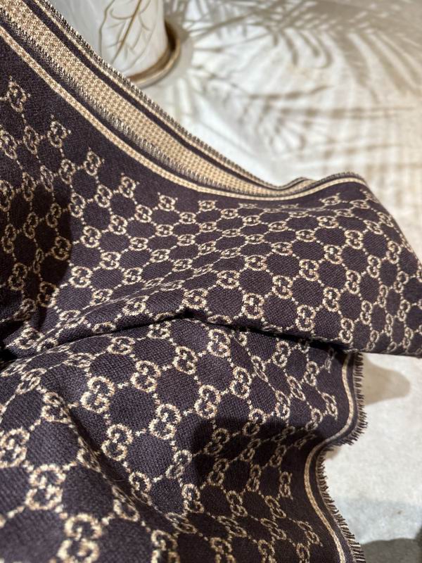 Gucci Scarf 47X180cm E39 (3)