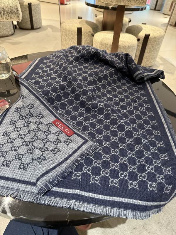 Gucci Scarf 47X180cm E39 (31)