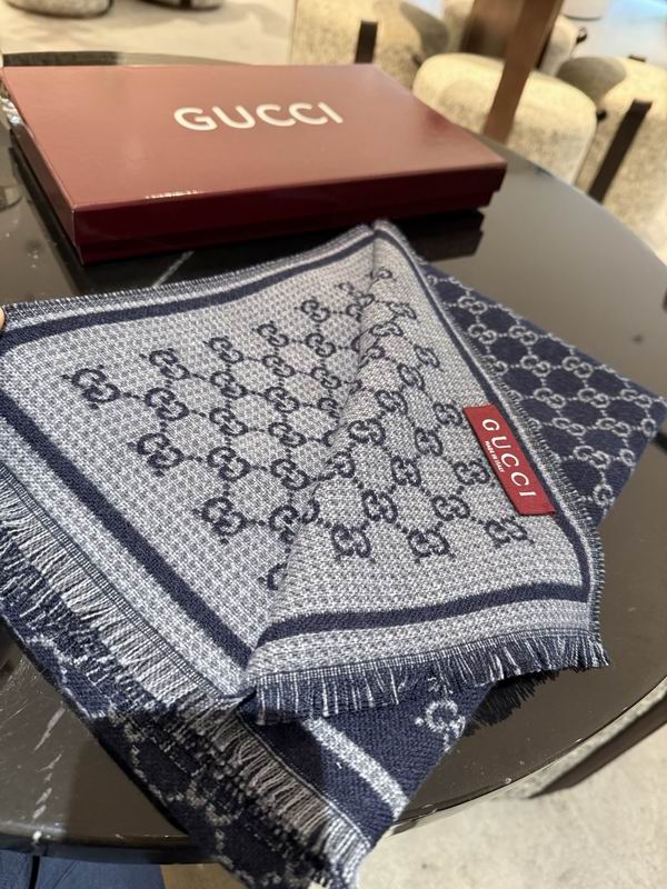 Gucci Scarf 47X180cm E39 (32)