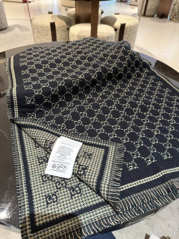 Gucci Scarf 47X180cm E39 (39)