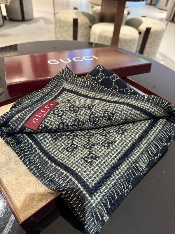 Gucci Scarf 47X180cm E39 (40)